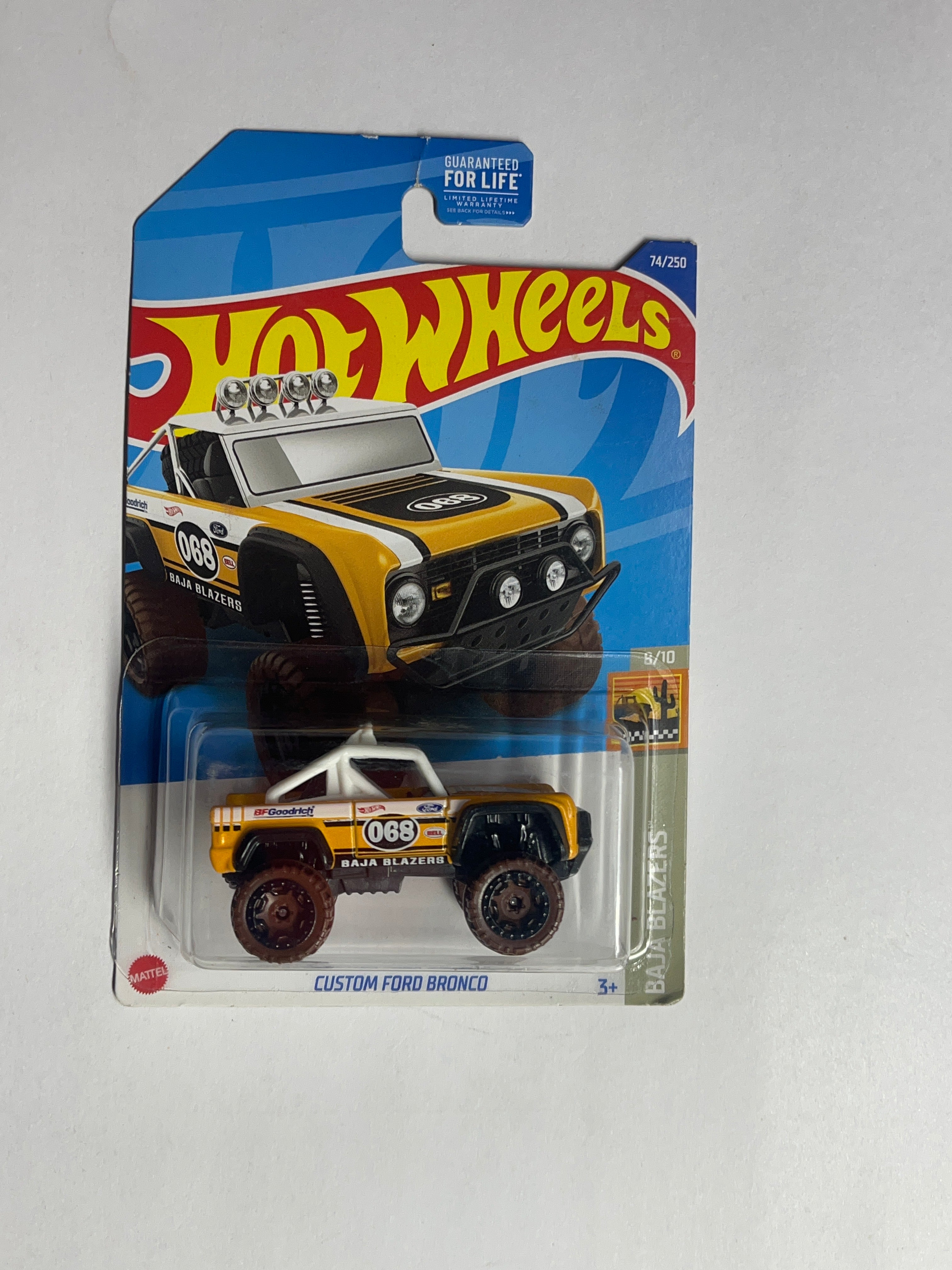 Custom Ford Bronco- Hotwheels USA-Yellow (J hook bent) (2021)