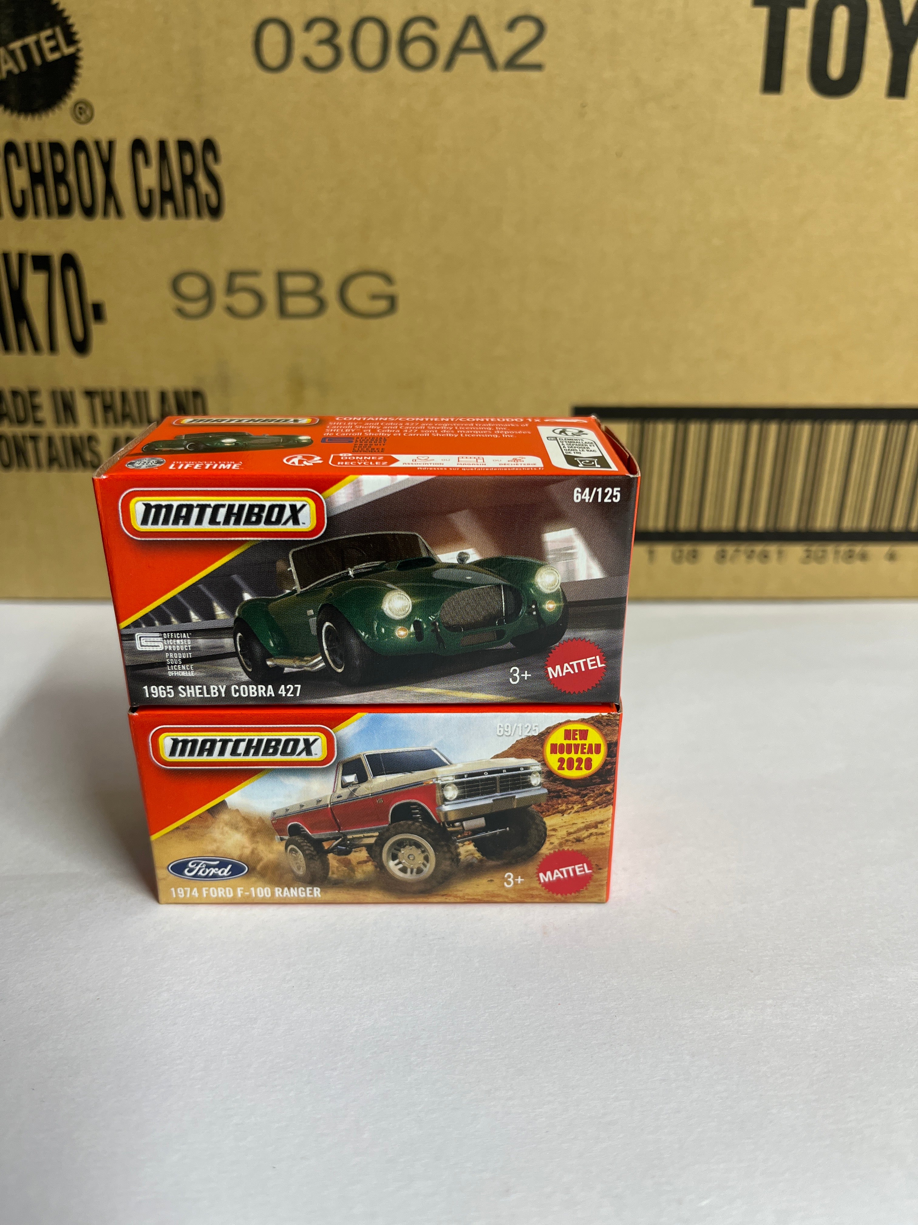 1965 Shelby cobra 427 (64/125) and 1974 Ford f-100 ranger (69/125) - matchbox