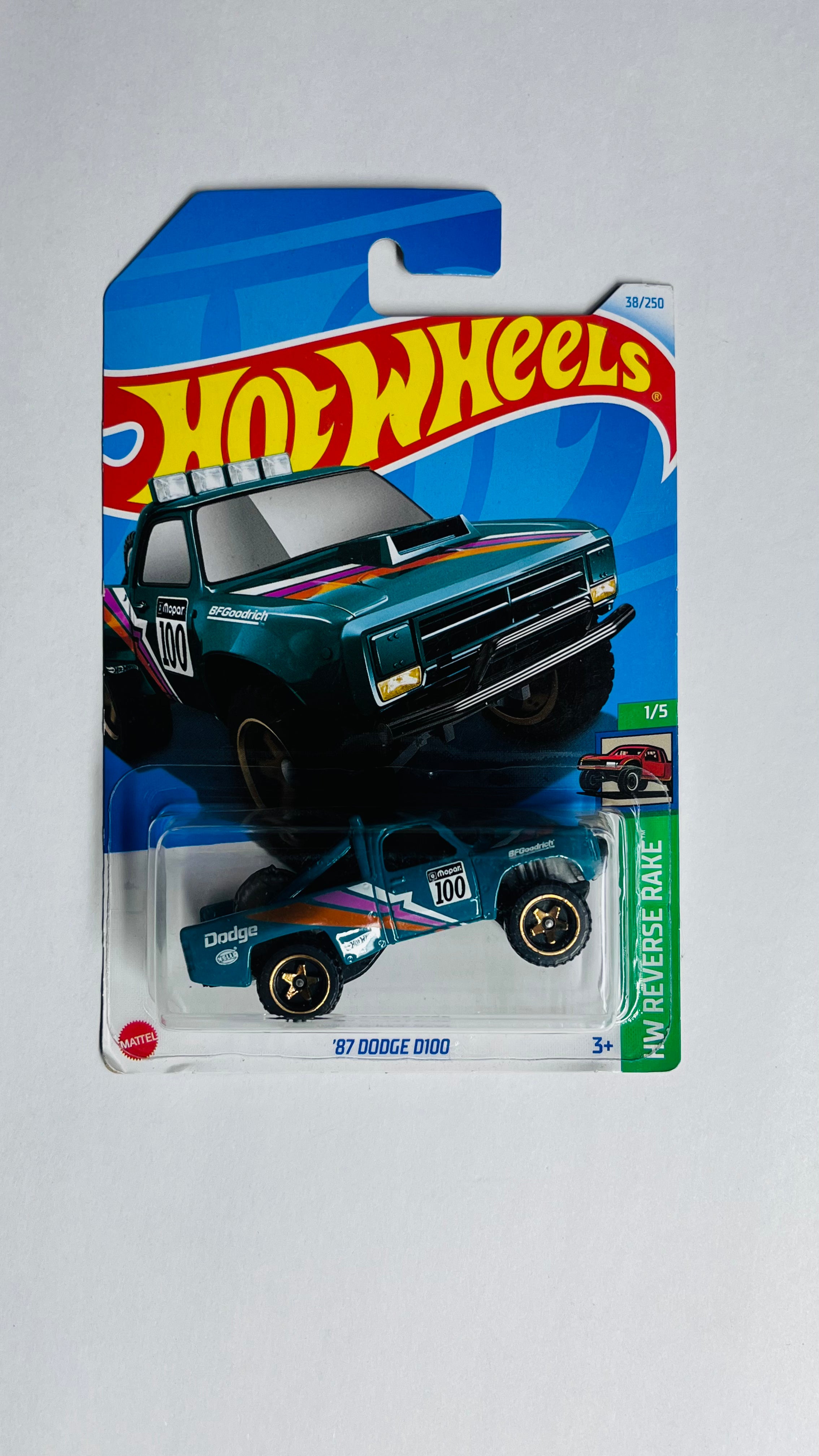 87 Dodge D100 - Hotwheels USA - 5 Variants