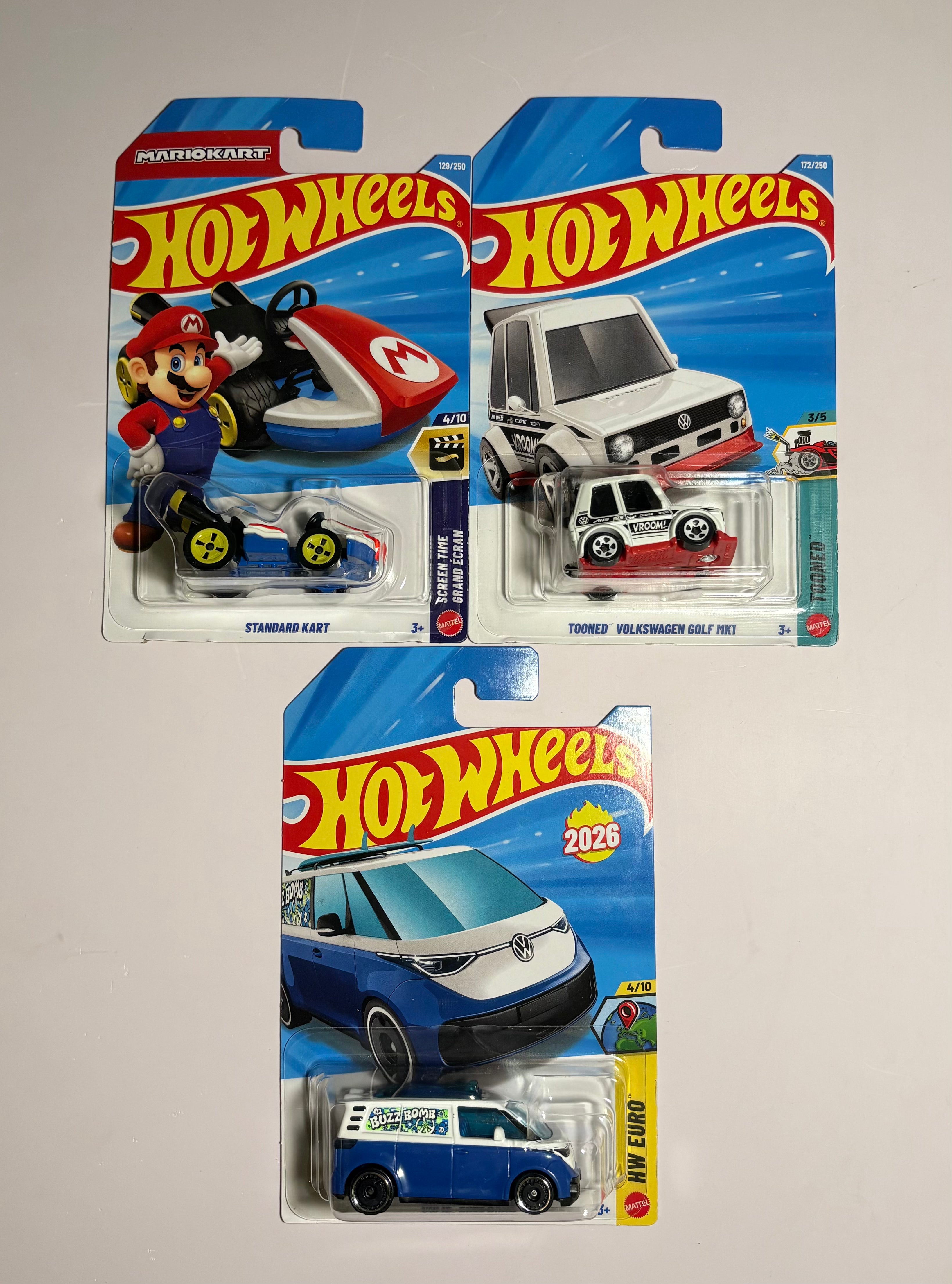 Mario Kart Standard Kart, Tooned Volkswagen Golf MK1 & Volkswagen ID. Buzz