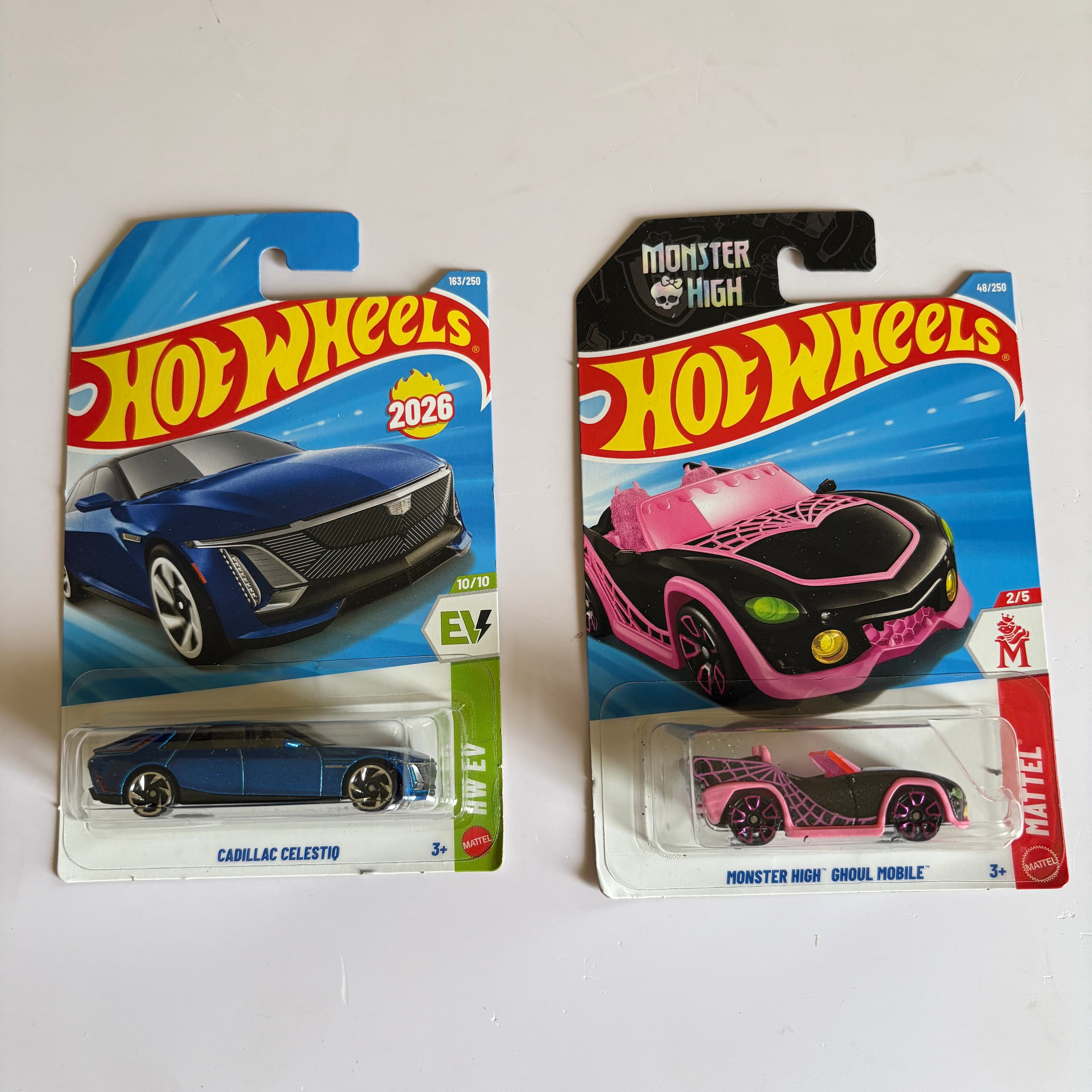 Cadillac Celestiq & Monster High Ghoul Mobile