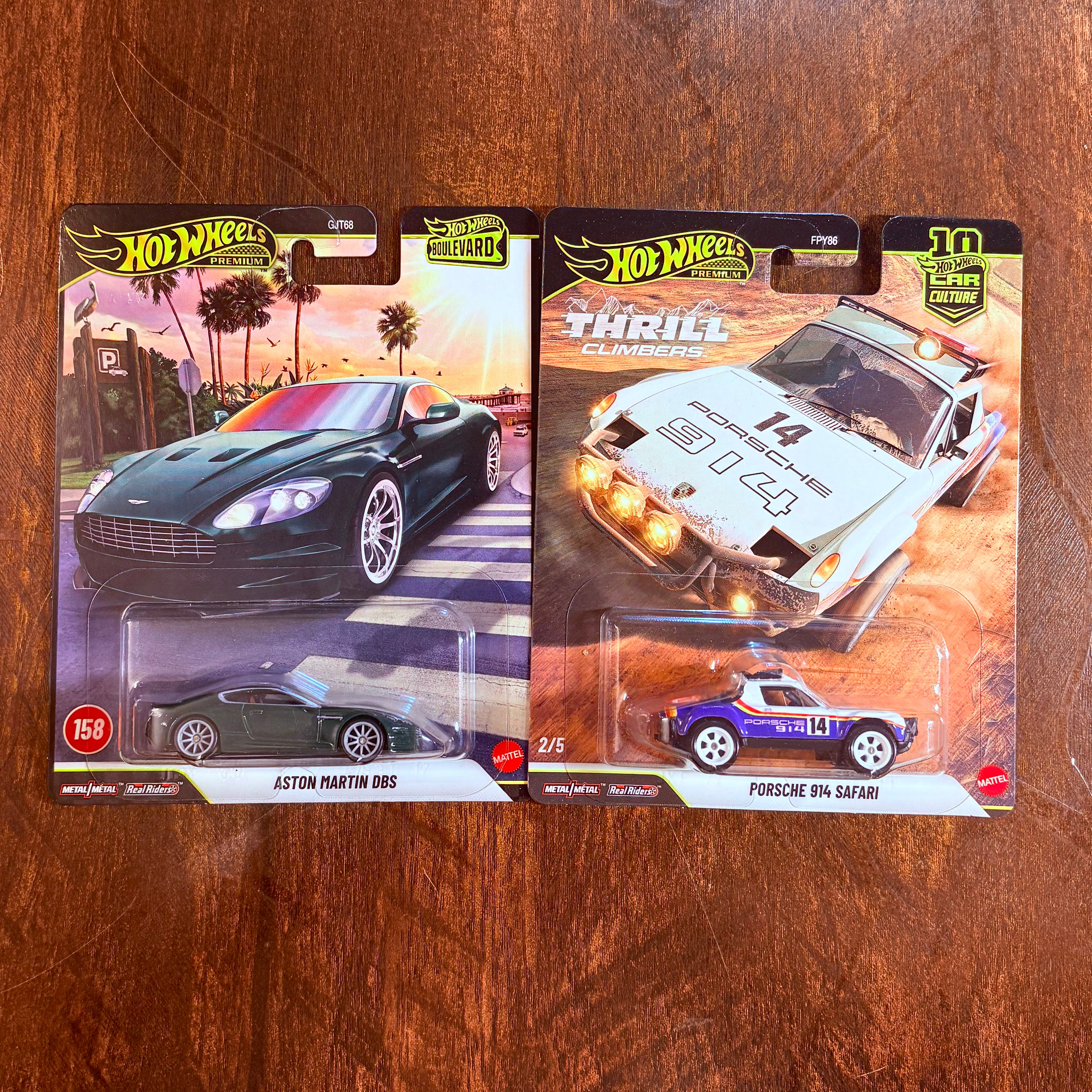 [Combo set] Aston Martin DBS & Porsche 914 Safari - HotWheels Premium