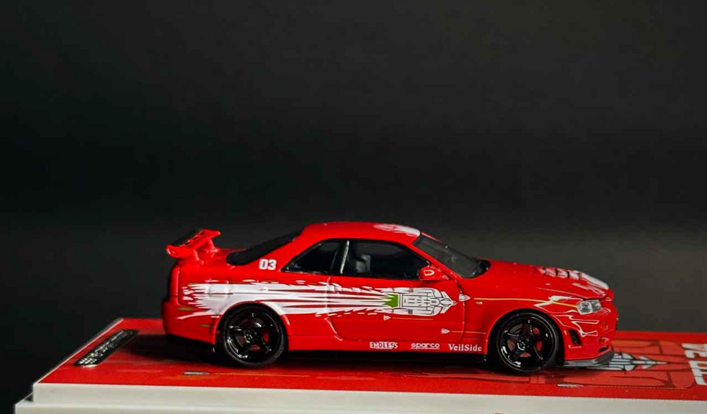 Nissan Skyline GT-R R34 Red limited to 999 units worldwide