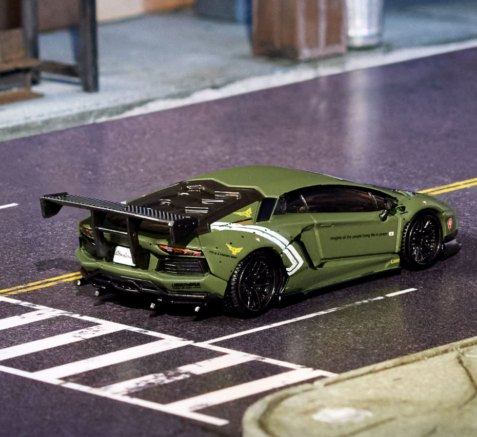 LBWK Lamborghini Aventador LP 700-4 -Hot Wheels Elite64 (Mattel Exclusive)