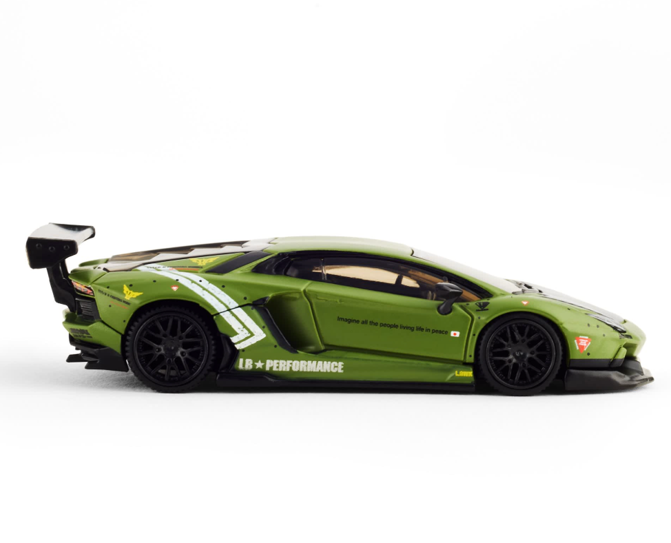 LBWK Lamborghini Aventador LP 700-4 -Hot Wheels Elite64 (Mattel Exclusive)