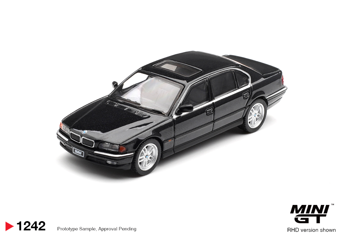 (Pre-Order) BMW 750IL Black Sapphire  (Blister Packaging)