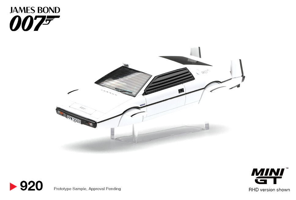 (Pre-Order) Lotus Esprit S1 "The Spy Who Loved Me" Submarine (Blister) #920