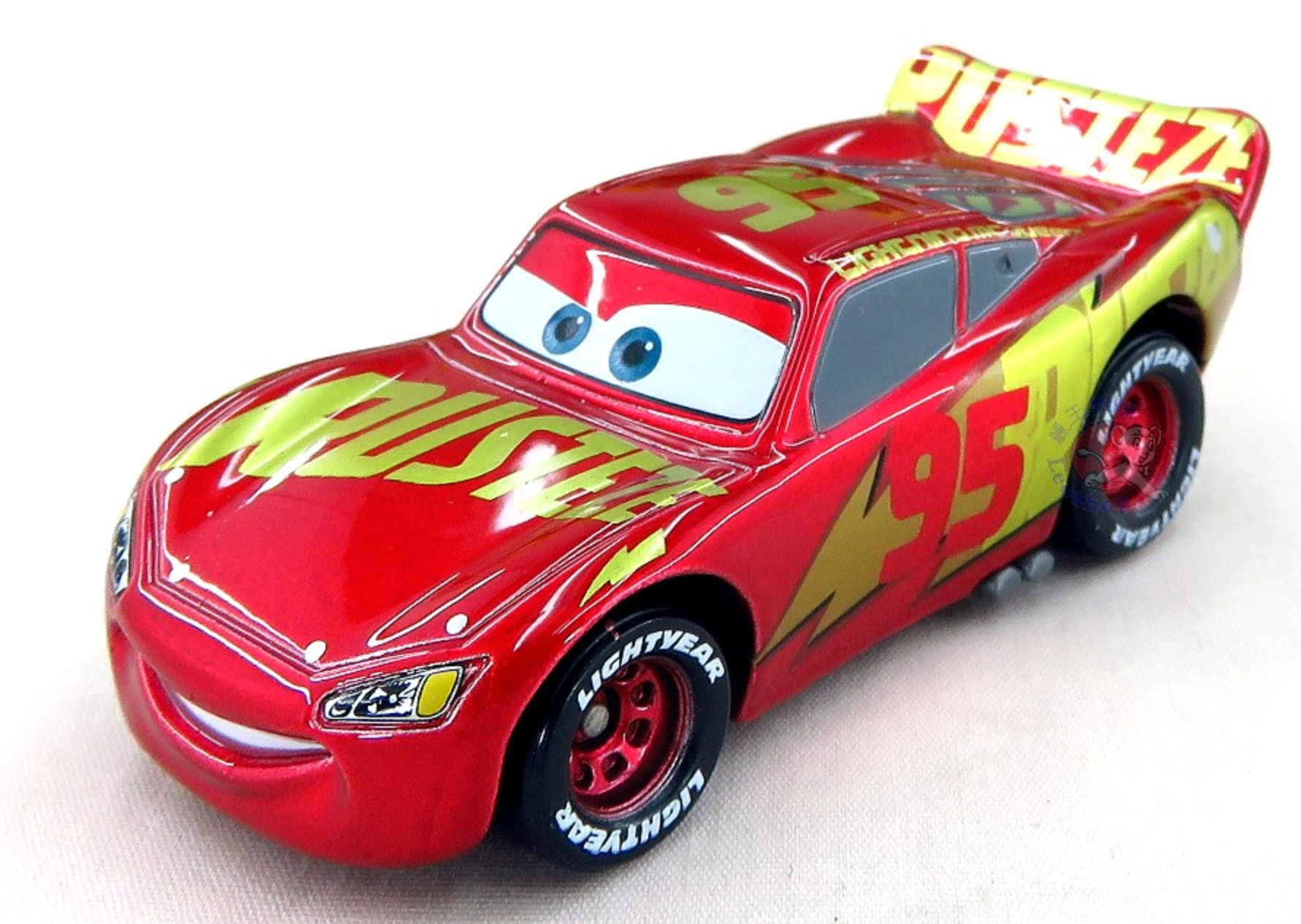 Disney Cars Tomica Lightning McQueen C-32