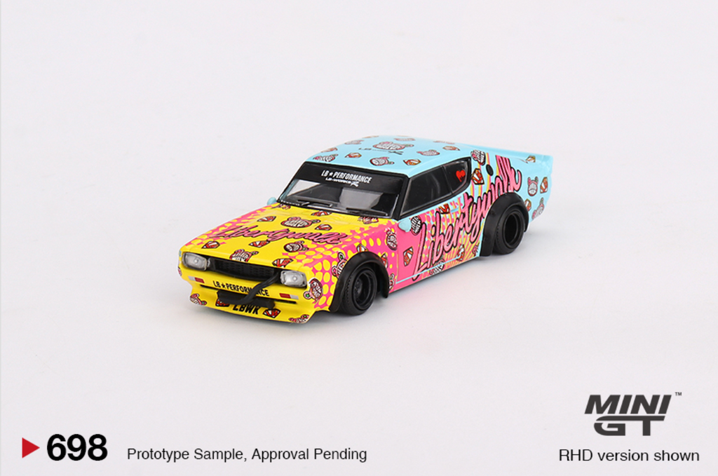 (Pre-Order) Nissan Skyline Kenmeri Liberty Walk LBWK KUMA #698 [Box version]