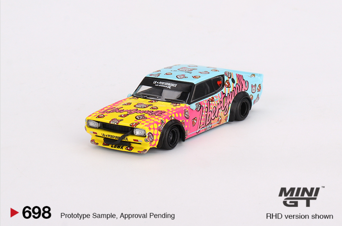 (Pre-Order) Nissan Skyline Kenmeri Liberty Walk LBWK KUMA #698 [Box version]