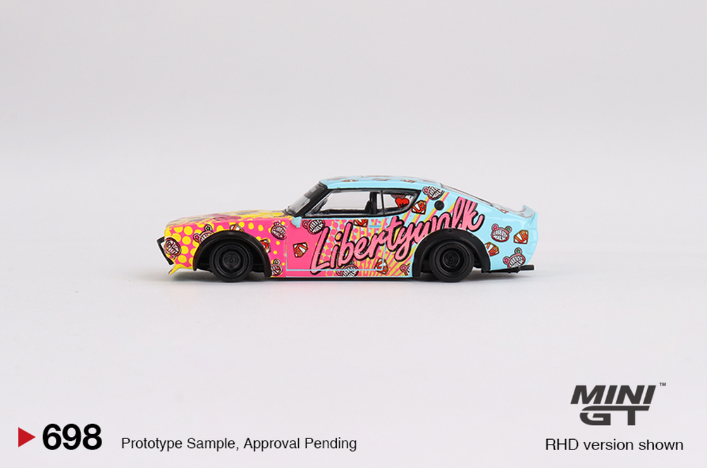 (Pre-Order) Nissan Skyline Kenmeri Liberty Walk LBWK KUMA #698 [Box version]