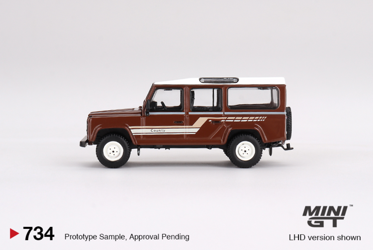 (Pre-order) Land Rover Defender 110 1985 County Station Wagon Russet Brown #734 [Blister version]