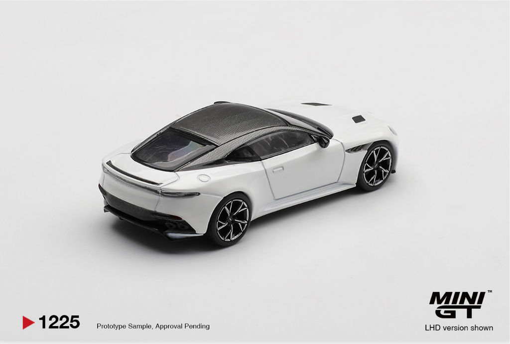 Aston Martin DBS Stratus White #1225 [Blister]
